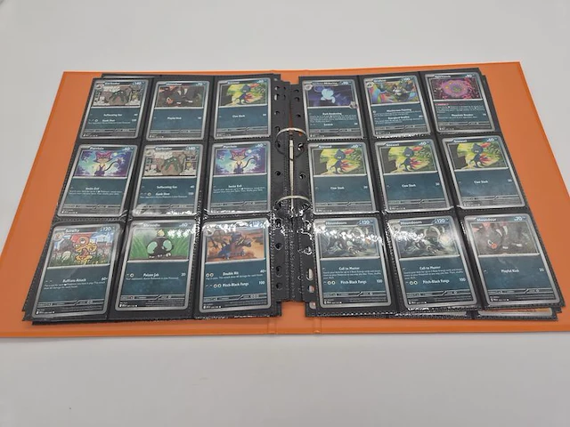 Bijzondere pokémonverzameling – vintage kaarten – grote lycanroc gx-kaart – verzamelmap en vele andere kaarten - afbeelding 7 van  19
