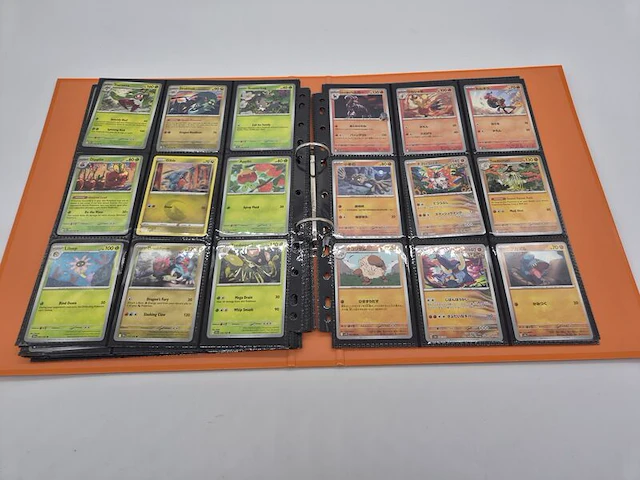 Bijzondere pokémonverzameling – vintage kaarten – grote lycanroc gx-kaart – verzamelmap en vele andere kaarten - afbeelding 9 van  19