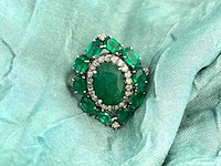 Bijzondere ring met natuurlijke edelstenen en diamant - afbeelding 1 van  8