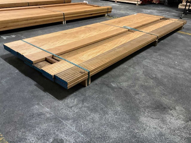 Billinga vlonderplanken 28x140 mm (13x) - afbeelding 3 van  6