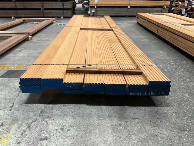 Billinga vlonderplanken 28x140 mm (24x) - afbeelding 2 van  6