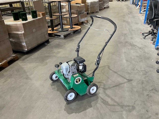 Billy goat compact pro cr550 verticuteermachine - afbeelding 1 van  9