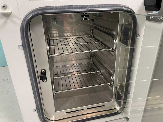 Binder - bd 23 - laboratoriumincubator - 2022 - afbeelding 2 van  4