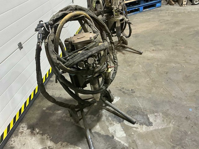 Binks pneumatic verfspuitmachine - afbeelding 3 van  8