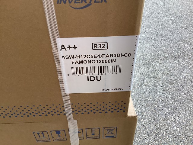 Binnen en buiten unit airconditioning 12000 btu, aux, asw-h12c5e4/far3di-co idu, wit - afbeelding 2 van  3