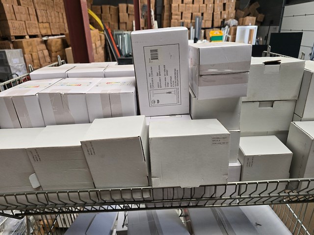 Binnen en buitenverlichting tonix, mix kavel - afbeelding 10 van  13