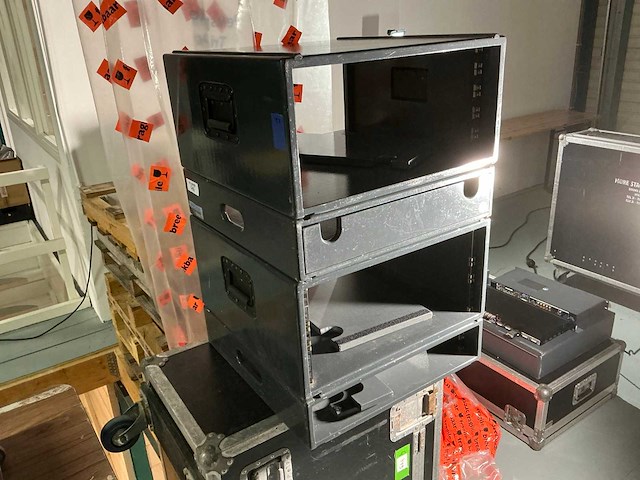 Binnenrack flightcase (4x) - afbeelding 1 van  1