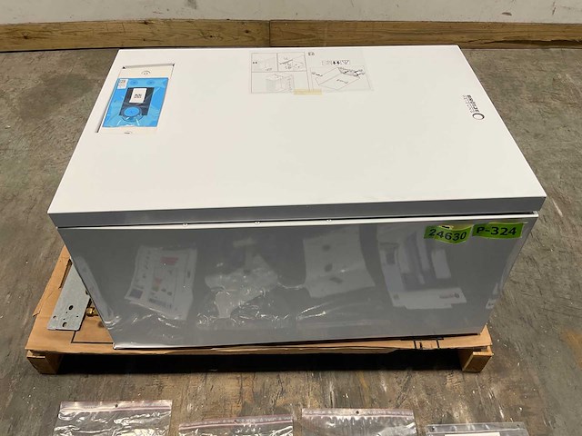 Binnenunit lucht/water-warmtepomp blwspi48oh - beschadigd - afbeelding 9 van  14