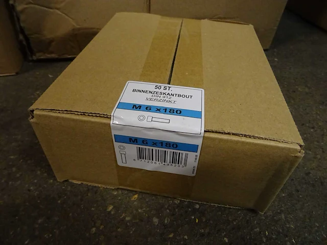 Binnenzeskantbout m6x180 (1350x) - afbeelding 1 van  1