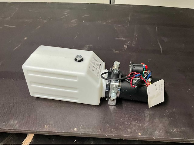 Binotto motor oliereservoir - afbeelding 1 van  5