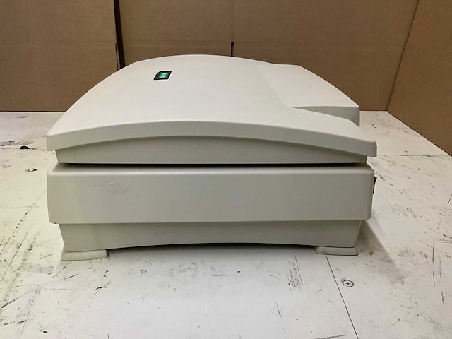 Bio rad gs-800 gekalibreerde beeldvormingsdensitometer - afbeelding 3 van  6