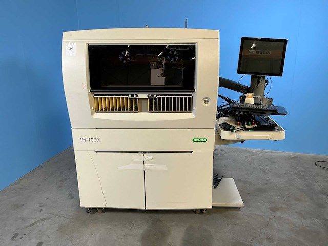 Bio-rad ih1000 immunohematologisch diagnostiekmachine - afbeelding 1 van  19