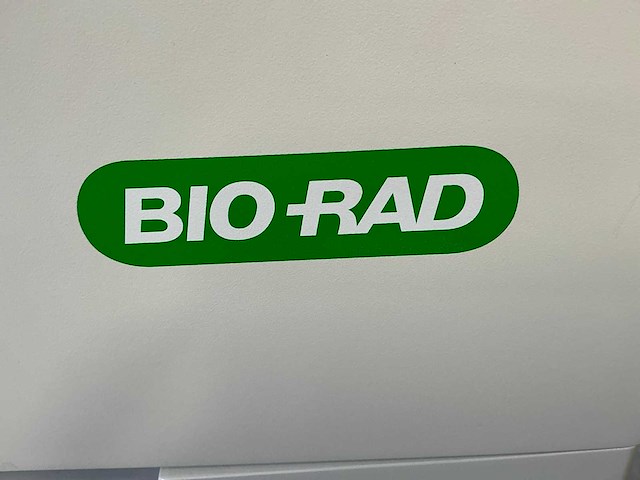 Bio-rad ih1000 immunohematologisch diagnostiekmachine - afbeelding 12 van  19