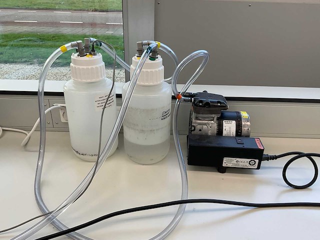 Bio-tek instruments elx 405 microplaat wasser - afbeelding 7 van  8