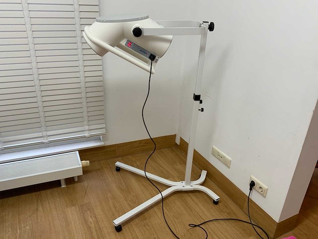 Bioptron 2 lichttherapie lamp - afbeelding 1 van  7
