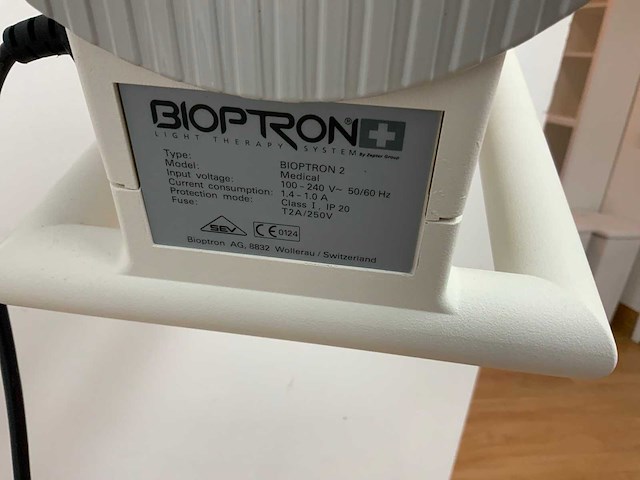 Bioptron 2 lichttherapie lamp - afbeelding 7 van  7