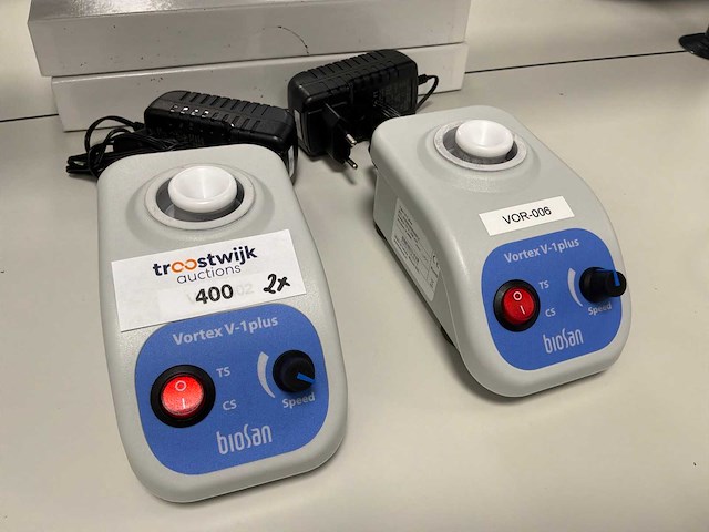 Biosan vortex v-1plus laboratoriumshaker (2x) - afbeelding 1 van  1