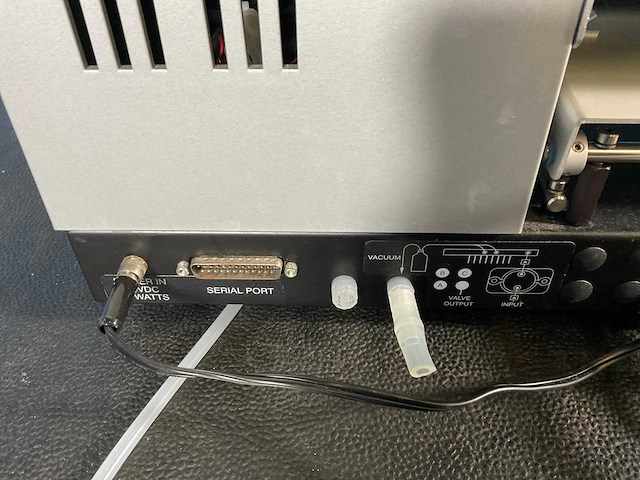 Biotek - elx50 microplate washer - afbeelding 8 van  9