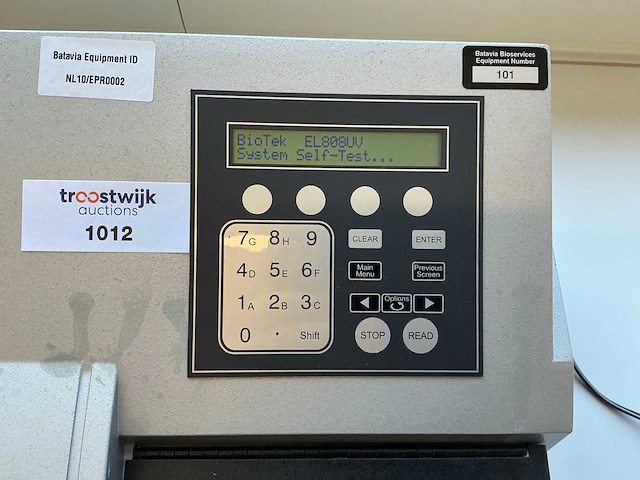Biotek el808uv micro plate reader - afbeelding 3 van  8