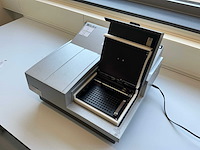 Biotek el808uv micro plate reader - afbeelding 5 van  8