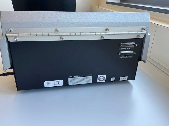 Biotek el808uv micro plate reader - afbeelding 7 van  8