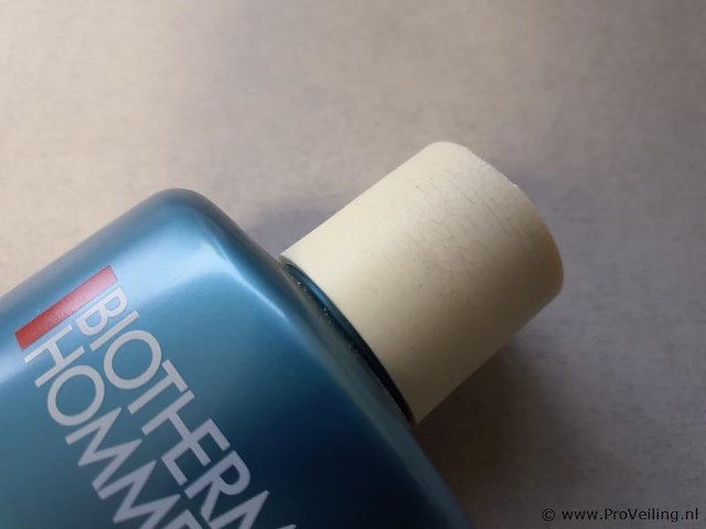 Biotherm homme zuiverende matterende porenverkleinende lotion t-pur - 200ml - afbeelding 3 van  3