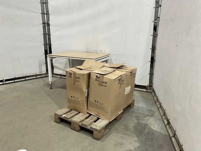 Bioware - partij diverse plastic bekers (4000x) - afbeelding 1 van  6