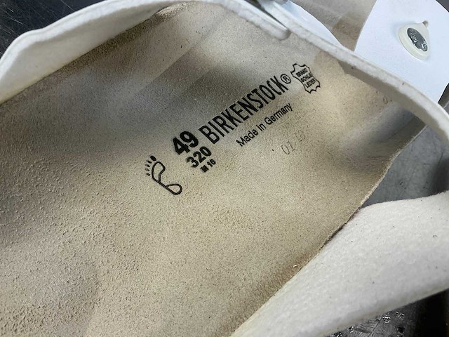 Birkenstock - maat 49 - slippers - afbeelding 2 van  3