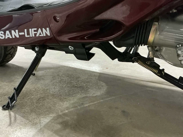 Bisan-lifan pasific 150 lf150t-2c motorfiets - afbeelding 3 van  12