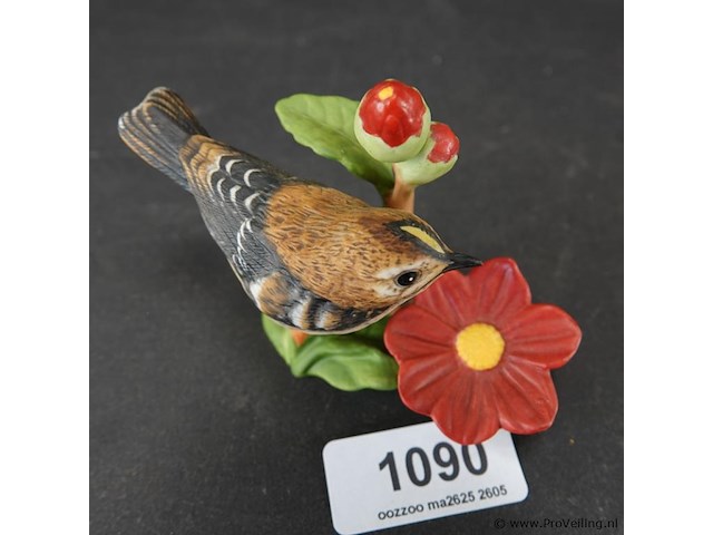 Biscuitporseleinen franklin mint beeldje van een goudhaantje uit de collectie "birds & blossoms of the world" - afbeelding 2 van  5