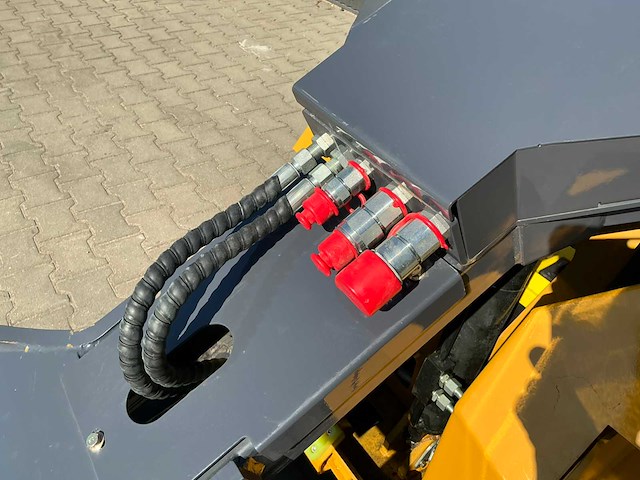 Bisontek bt360 rups schranklader / minilader - afbeelding 14 van  28