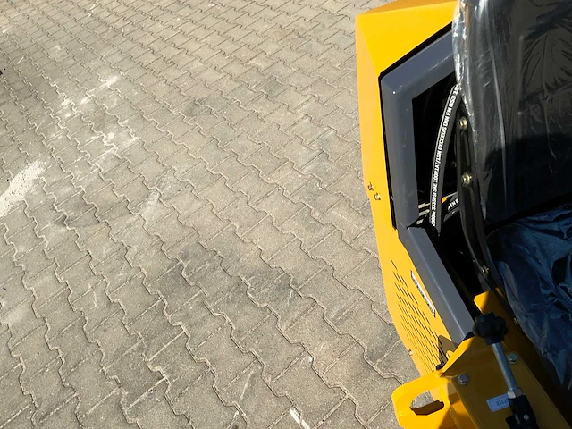 Bisontek bt360 rups schranklader / minilader - afbeelding 13 van  28