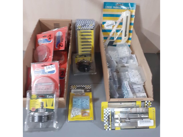 Bitjes, gatenzagen, deurschuif, div. haakjes etc. (d1630) - afbeelding 2 van  3