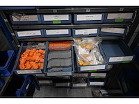 Bito 12-delige loketkast inclusief 64 kunststof voorraadbakken met rvs bevestigingsmaterialen en machine accessoires - afbeelding 11 van  15