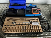 Bits, boren en draadsnij gereedschap - afbeelding 1 van  2