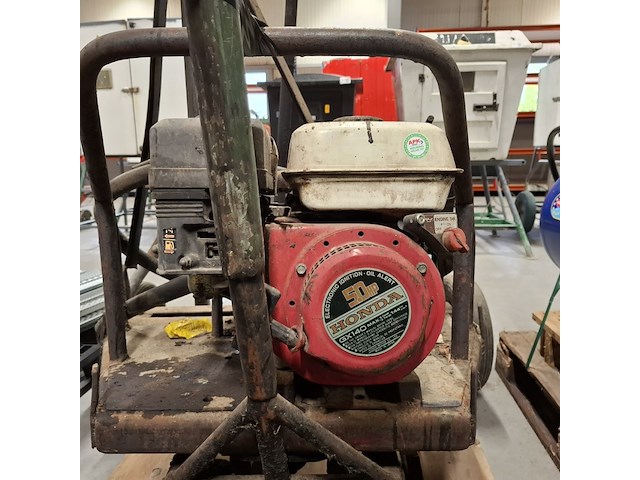 Bitumen sprayer - afbeelding 9 van  13