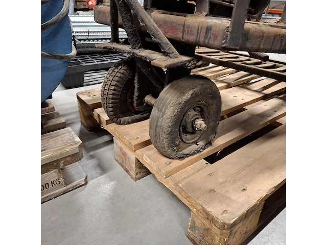 Bitumen sprayer - afbeelding 10 van  13