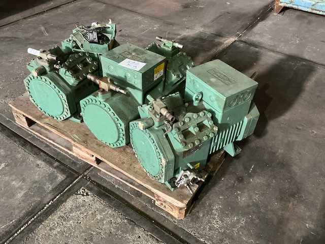 Bitzer 4ftc 20k 40p koelcompressor (3x) - afbeelding 2 van  4