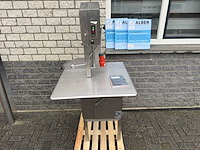 Bizerba - 2018 - fk 32 - vleeszaagmachine / lintzaag - afbeelding 8 van  11