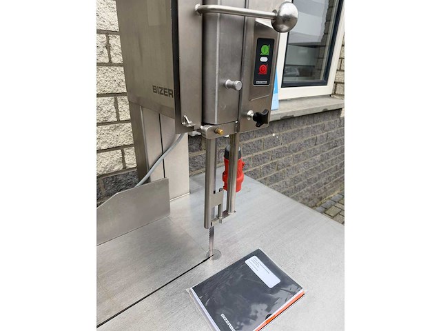 Bizerba - 2018 - fk 32 - vleeszaagmachine / lintzaag - afbeelding 7 van  12