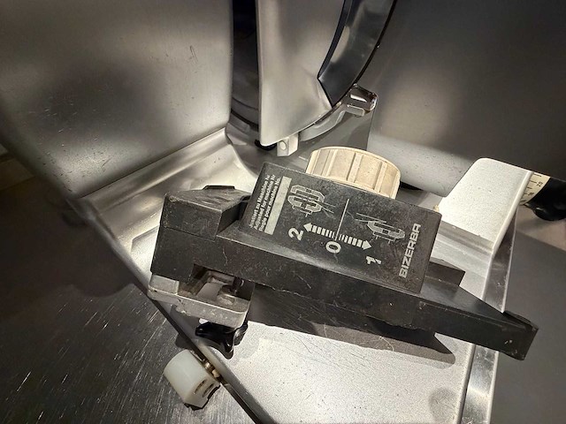 Bizerba vs 12 w rvs snijmachine - afbeelding 8 van  8