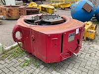 Bj hughes 250 ton elevator spider hydraulische boorpijpklem - afbeelding 1 van  7