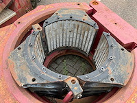 Bj hughes 250 ton elevator spider hydraulische boorpijpklem - afbeelding 6 van  7
