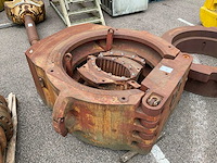Bj hughes 250 ton elevator spider hydraulische boorpijpklem - afbeelding 2 van  7
