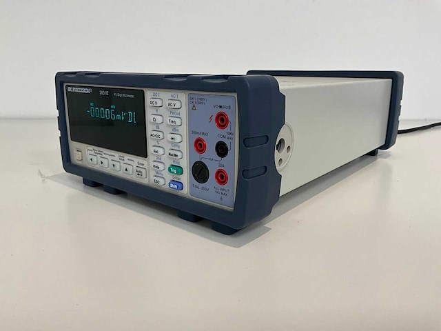 Bk precision 2831e 4 1/2 digitale multimeter - afbeelding 1 van  5