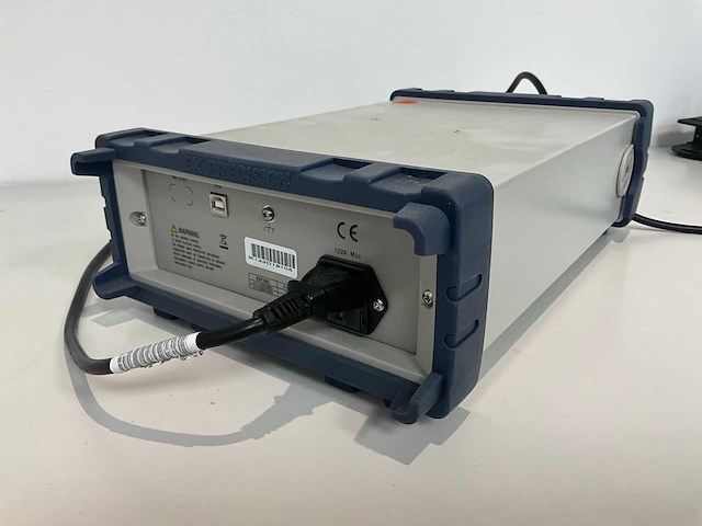 Bk precision 2831e 4 1/2 digitale multimeter - afbeelding 4 van  5