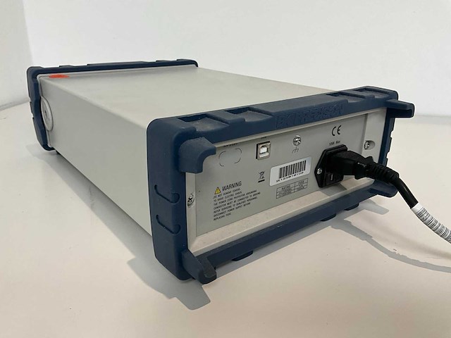 Bk precision 2831e 4 1/2 digitale multimeter - afbeelding 3 van  4