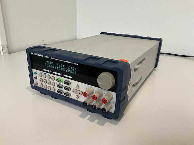 Bk precision 9129b tripple output programmeerbare voeding - afbeelding 3 van  5