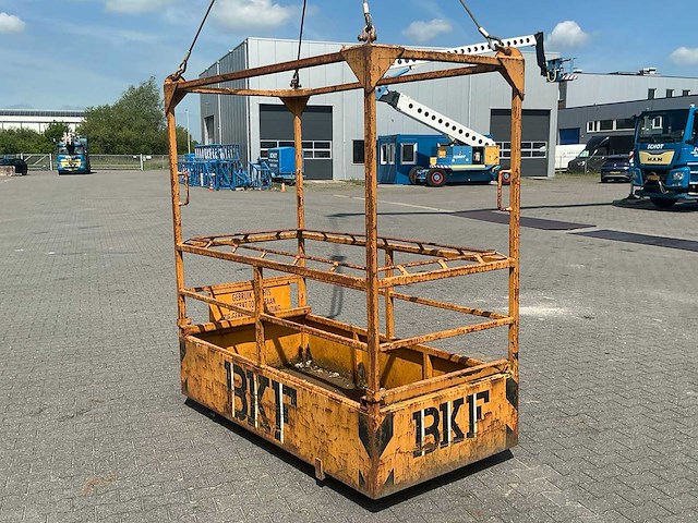 Bkf manbak ( 3-persoons ) - afbeelding 2 van  7