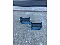 Bks - kielrol 133mm met houder - overige bootonderdeel (2x) - afbeelding 2 van  3